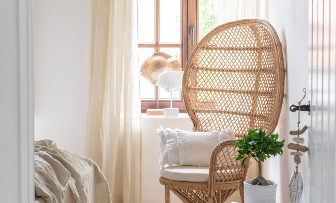 chair-peacock-pillow-rattan-natural